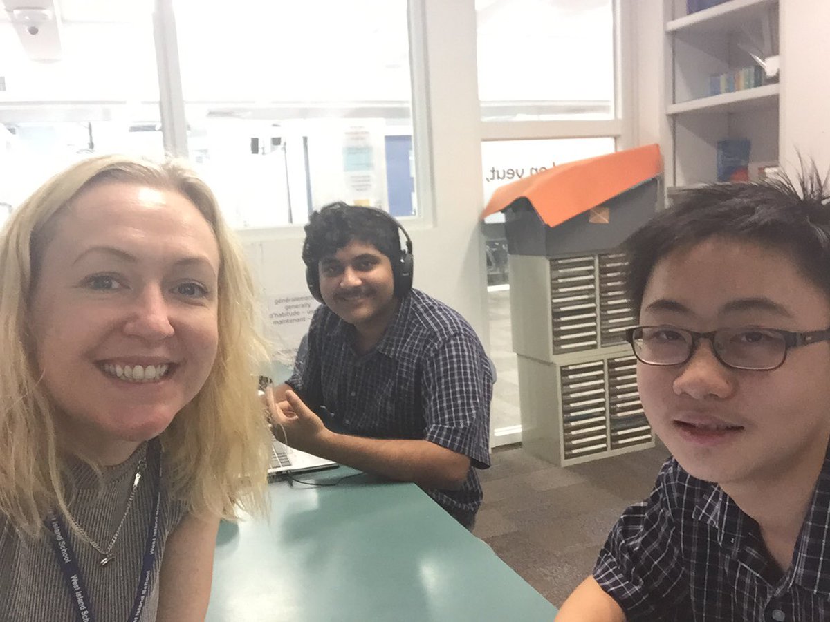 MaudeTh19254932's tweet photo. #diglit2017 #wis_hk Mannit and Garris busy planning their tour ๐โฉโบ๏ธ๐ฃ๐ข https://t.co/UCgZolIuAk