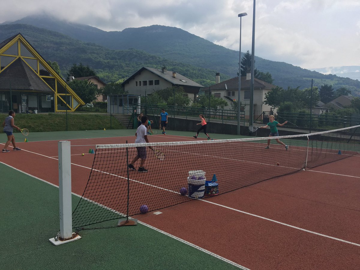 Cm2Joppet's tweet photo. Début des ateliers tennis ! https://t.co/eoy0bNLvth