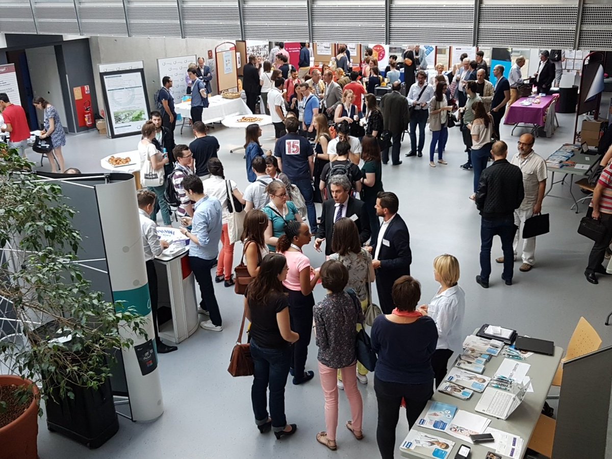 urpsml's tweet image. #JIMLGrandEst
Pause sur le parc des exposants avant le lancement des ateliers de la matinée @universitereims