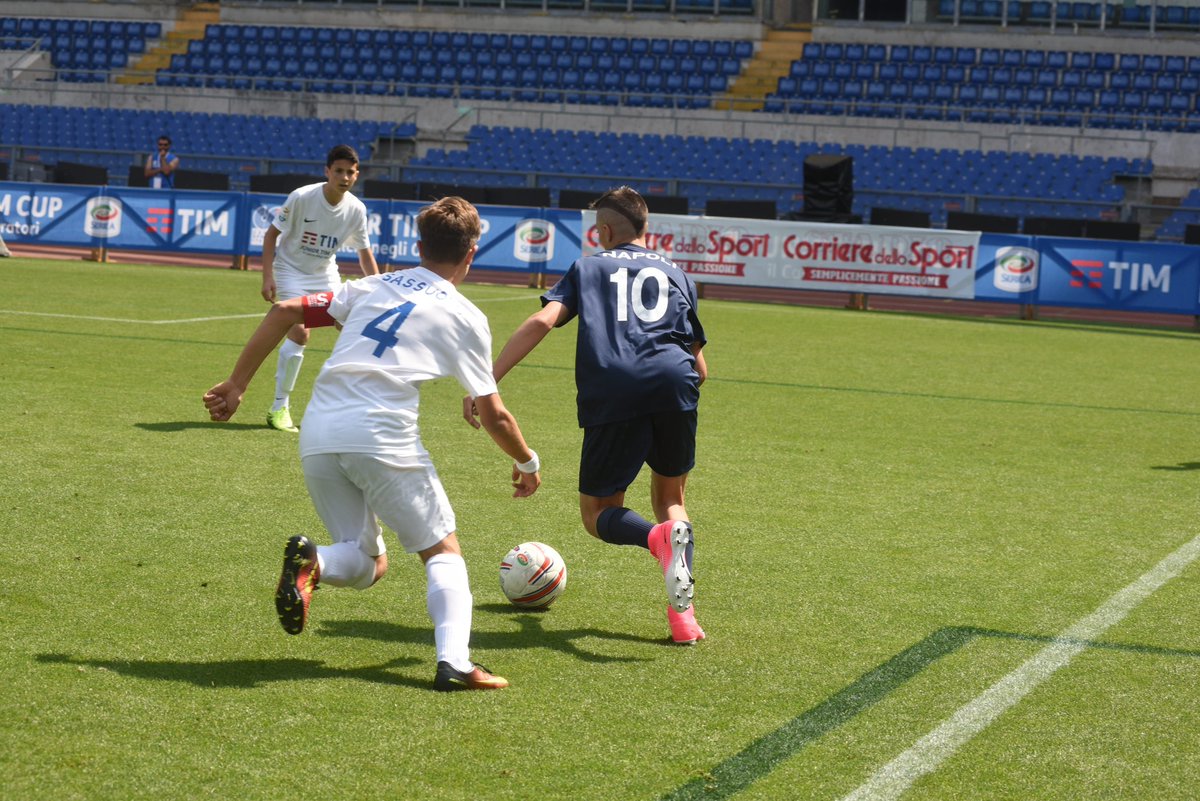 TIM_Official's tweet image. Inizia il girone B degli ottavi di finale di #JuniorTIMCup. In campo gli oratori Don Guanella (Napoli) e San Paolo (Sassuolo). #TIMLive