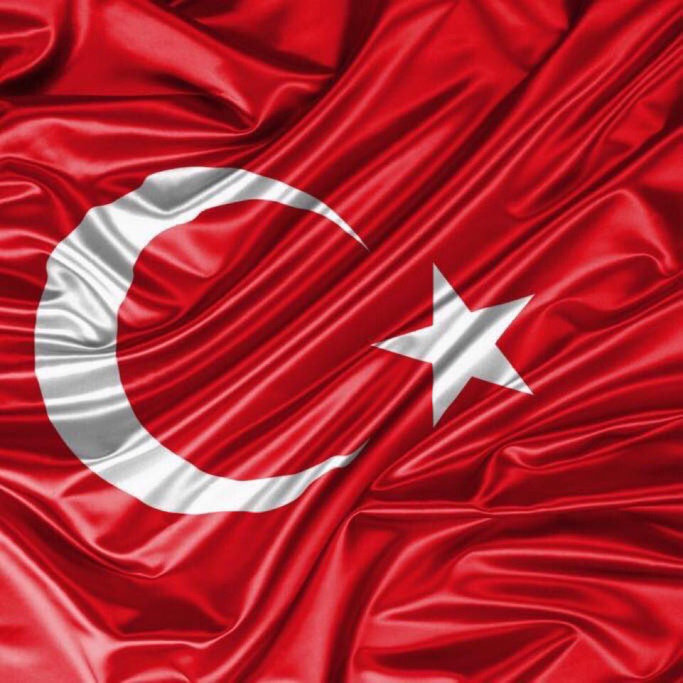 morsender's tweet photo. Şırnak'taki elim kazada şehit düşen kahraman askerlerimize Allah'tan rahmet, yakınlarına sabırlar diliyoruz. Milletimizin başı sağolsun. https://t.co/psJd2jERct