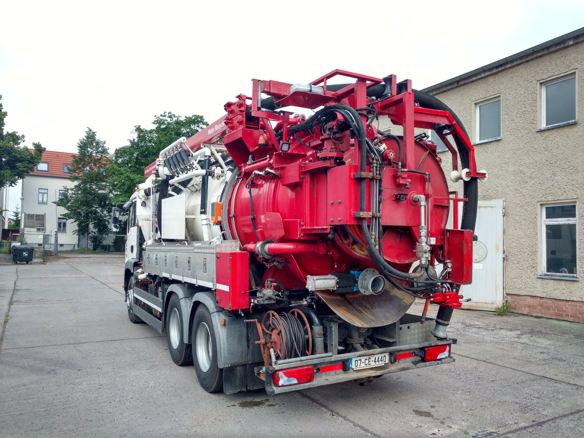 GlancyEnviro's tweet image. @ProtruckAuction @draintrader Check out these two great trucks we have going under the hammer at Tip Ex tomorrow.