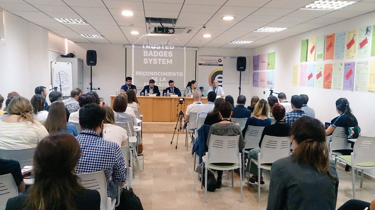mundojovenRM's tweet photo. Jornadas Nacionales por el reconocimiento de la Educación no formal &amp; empleabilidad. #Lorca @regiondemurcia @GuadalentinEmpr @AdelaMCacha https://t.co/TYABGrzmzv