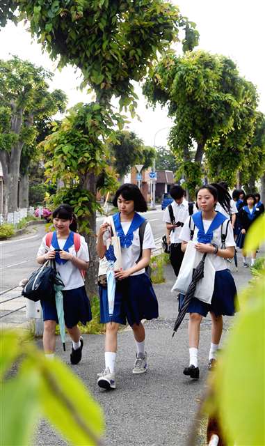 制服さんが制服の話をするだけ2回目 24ページ目 Togetter