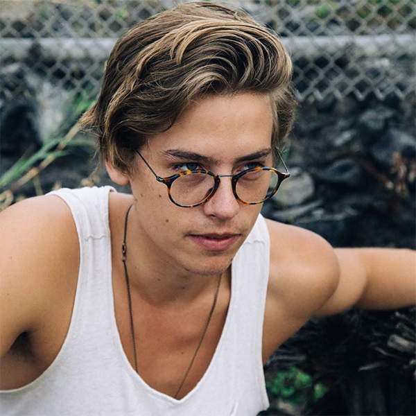 Name:  Bastien Lafond.
Nickname: Bast
FC: Cole Mitchell Sprouse.
twitlonger.com/show/n_1sptlfu
[@imnotabugimbast]