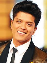 Can't wait for #brunomars @HOOLIGAN_EDSON tonight #Frankfurt #makeitireland with <a href="/MeetInIreland/">Meet in Ireland</a> Team <a href="/cbglenmore/">Ciara Byrne</a> <a href="/SecretIreland/">Secret Ireland</a>