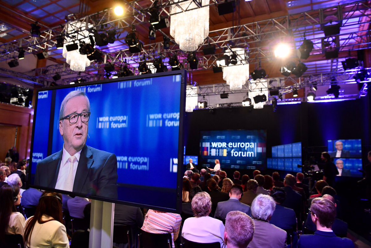 What <a href="/JunckerEU/">Jean-Claude Juncker</a> wants to see at end of <a href="/EU_Commission/">European Commission</a> mandate:"No more divisions b/w East &amp; West; a stable €-currency &amp; more social  Europe"