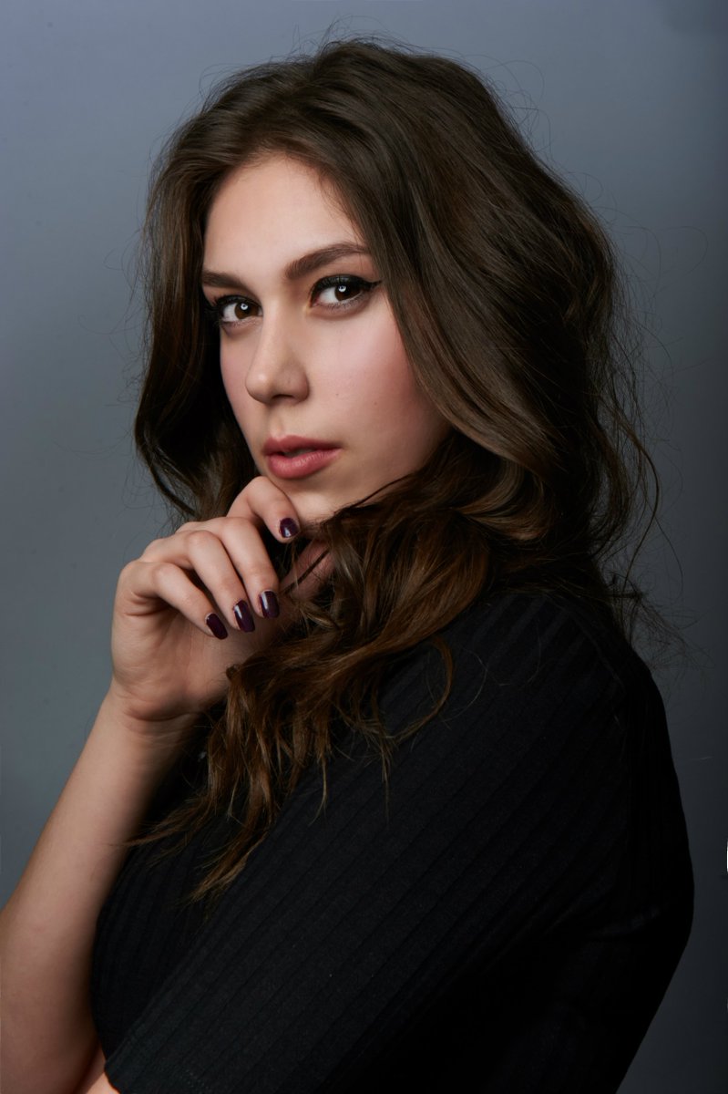 VoovixWorld's tweet photo. Come to see the amazing @NatalieShay_ at our Artist Showcase Party tomorrow! Info &amp; Tickets: https://t.co/QGnlgE0KmA https://t.co/D3ByeYf0Iq