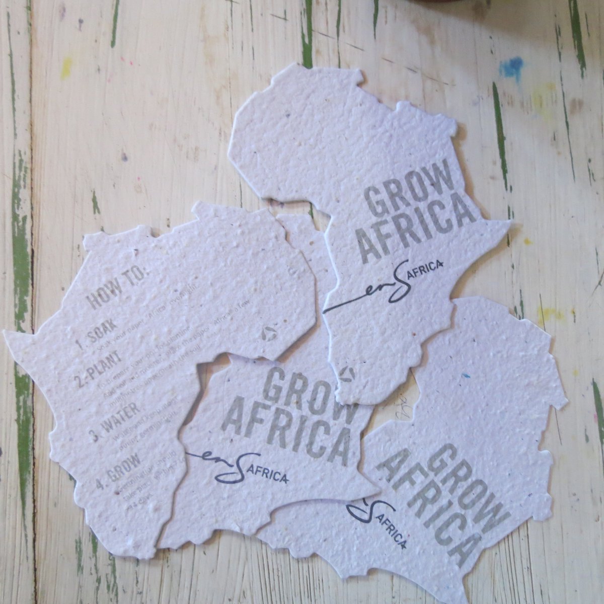 Groeikarton laat zich ook prima stansen ! #groeipapier #stansen ow.ly/iIJv30710RC