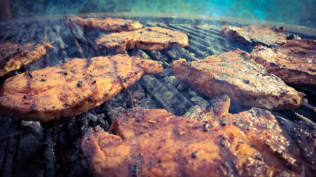 EscuelaMetafora's tweet photo. #Carne a la #brasa, un relato de criaturas extrañas y sus técnicas culinarias #escritura #IreneGonzálezRico https://t.co/tVHkse0eqy https://t.co/6KF0ziM5Rz