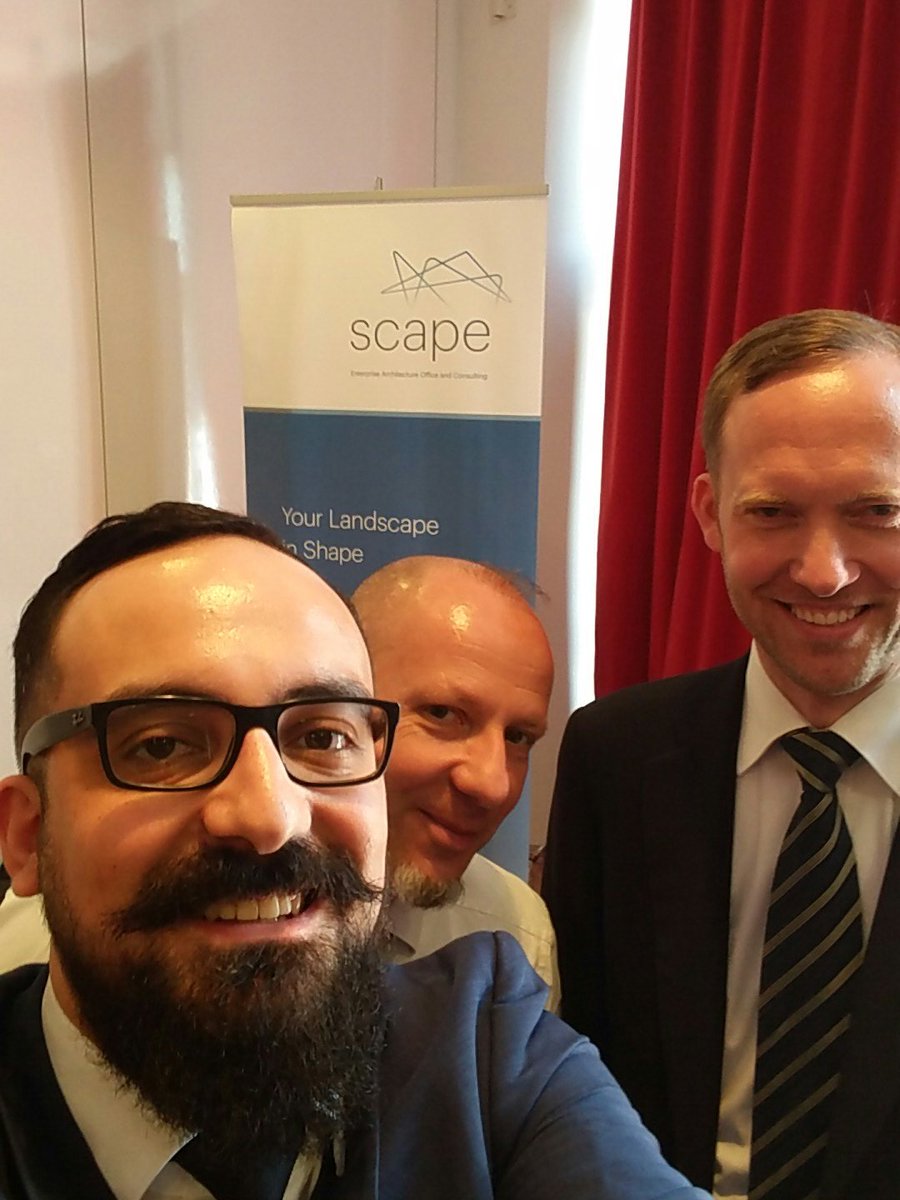 Arash_Scape's tweet photo. Second day at #eamkon with the #scapeconsulting team 
#eamkon17 #EnterpriseArchitecture #EAM https://t.co/EuMa4vawYt