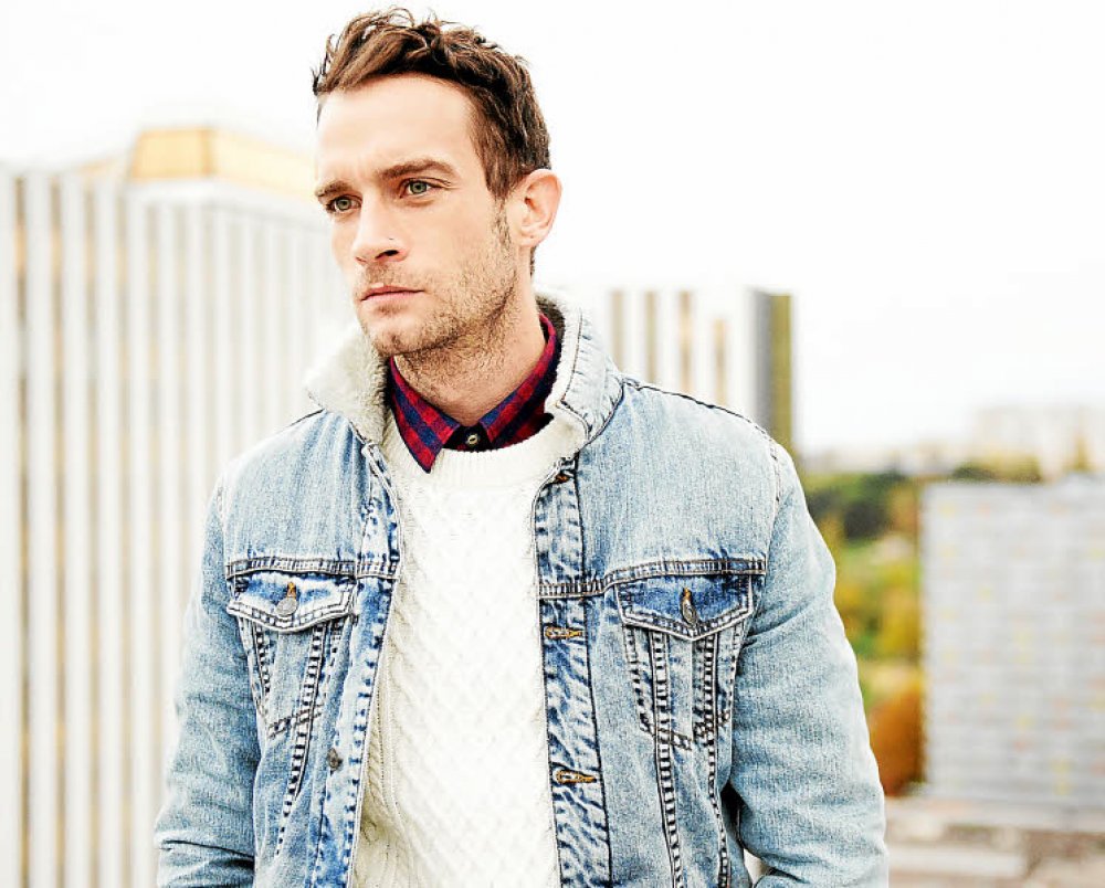 Art Rock. Marvin Jouno joue à domicile
letelegramme.fr/soir/marvin-jo…