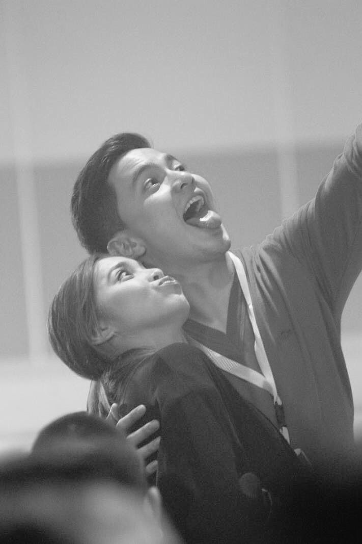 noriegee's tweet photo. Labyuuuu mamthie @mainedcm and papthie @aldenrichards02 😚🖤💦 https://t.co/NeC9OXs3Ii