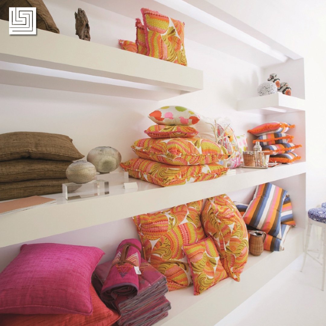 linedesigncol's tweet photo. Una excelente y moderna repisa para exponer tus productos, nosotros la diseñamos para ti. #LíneaComercial https://t.co/HhIN1znp0t