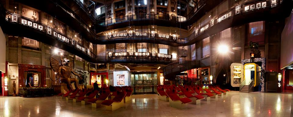 alteracultura's tweet photo. Quanto valgono 100€? Una nuova edizione del #MovingTFF e due #biglietti d'ingresso al @museocinema!
DONA ORA: https://t.co/5FE9fWhx1c https://t.co/W4Y9BK9kAD