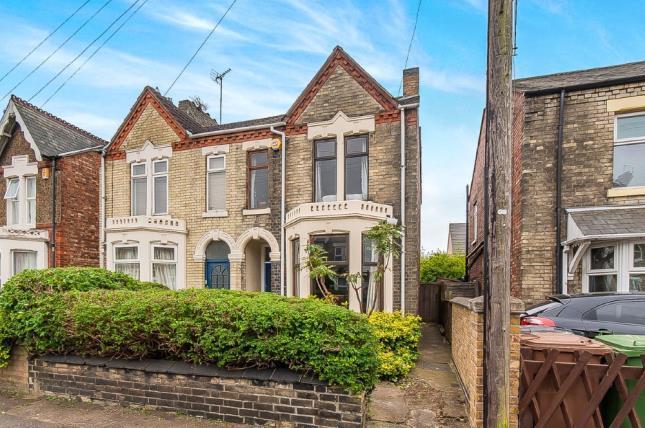 Number of adult children living with parents has jumped 37% as house prices have soared zo.op.la/IFZN7o    #property