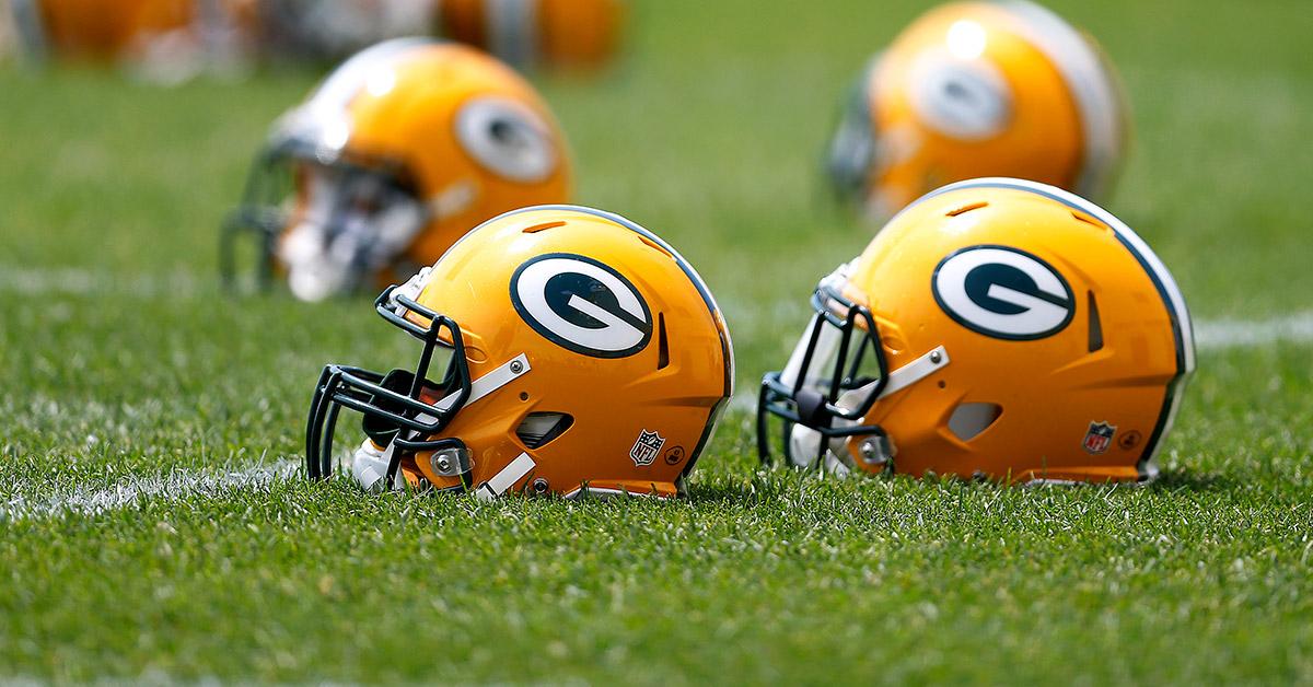 packers's tweet photo. #Packers sign fourth-round RB Jamaal Williams & release P Jacob Schum.
Roster moves π°: https://t.co/HHSKxQGQML https://t.co/9OtKnCNqrT