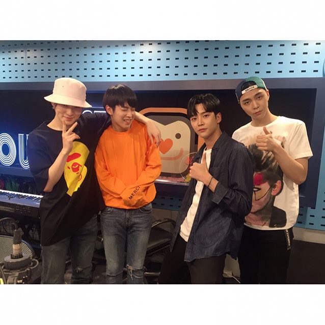 JUNGJAEHYUN_TH's tweet photo. [IG] 170601 nctnightnight Instagram Update: #JAEHYUN #JOHNNY #NCT #ROWOON #DAWON #SF9 https://t.co/tlBqi3Ti8K https://t.co/4MJ6Yj6Da3