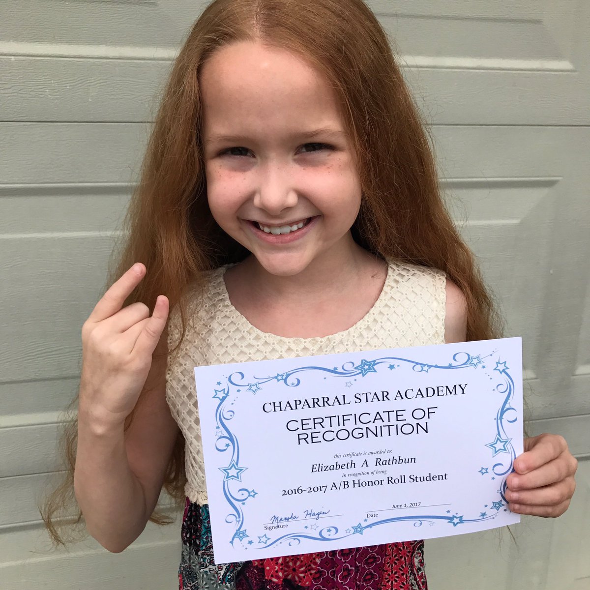 EvilRegalElla's tweet photo. Hey @LanaParrilla guess what! I just finished 3rd grade, with honors! Can't wait to see you in the fall in Burbank! ❤️🤘💋 https://t.co/wc1YZaaMTy