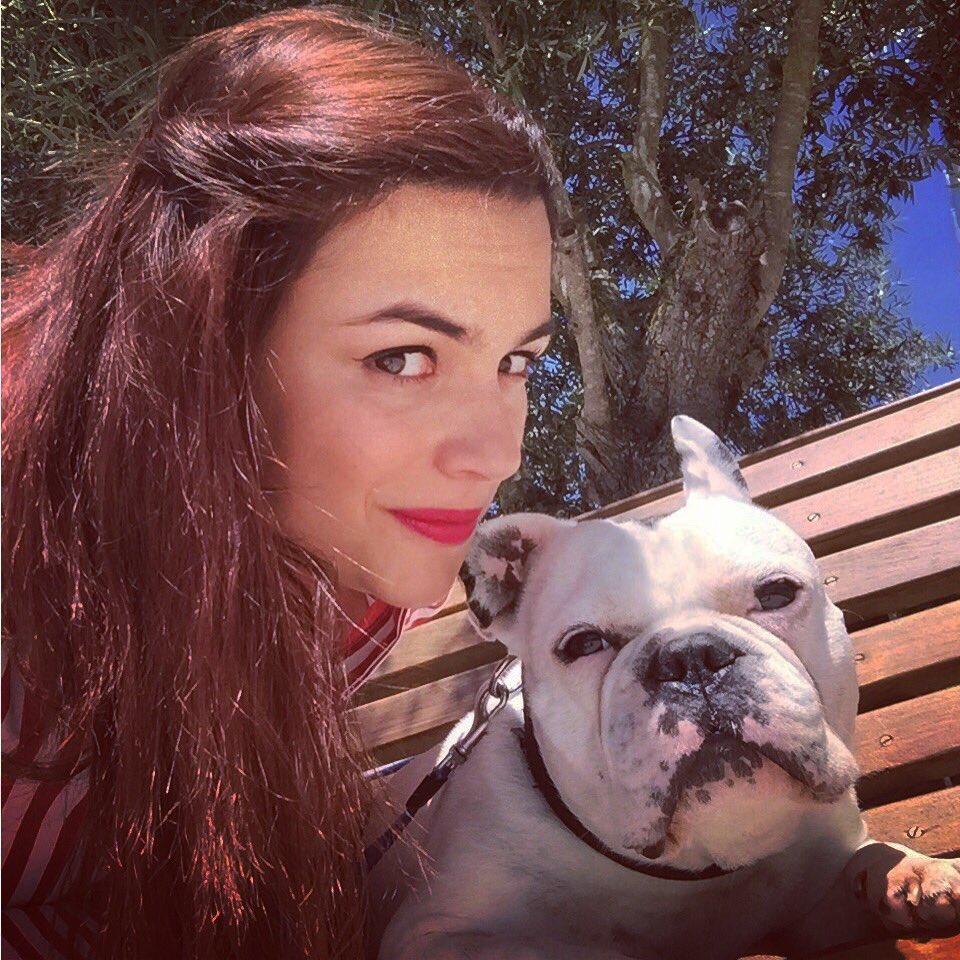 A minha criança!🐶
#bart #frenchie #mylove #coolkid #whitedog #sun #primavera #diadacriança #1dejunho