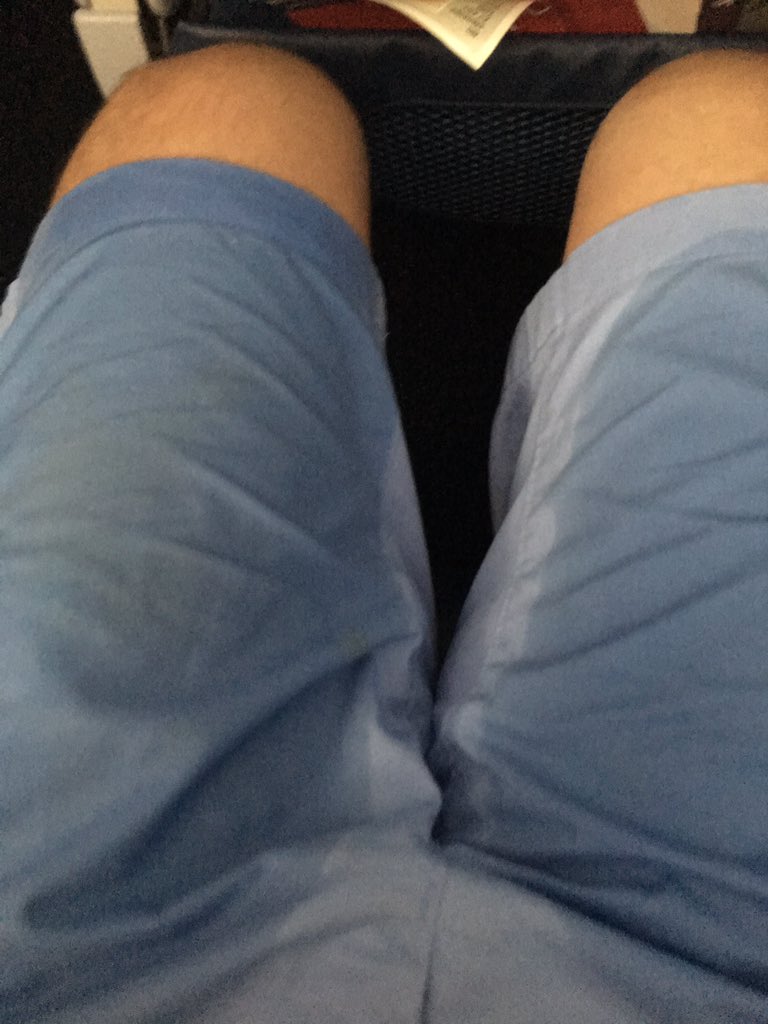 Erichheimer's tweet photo. @Delta flight#2371 spoke to flight att who gave cool compresses but just absurd so many people were in aisle. okay but Pants are ruined. https://t.co/tcHcf0hhhH