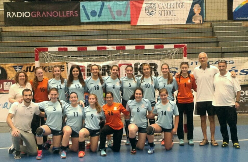 bmmalkaitzeskub's tweet photo. No se puede pedir mas
2a Jornada #CDECadeteBM Femenino y clasificadas para semifinales!!!
Estas chicas enamoran
MAREA AZUL!!!
#PasoAPaso https://t.co/DbpDSBaaf9