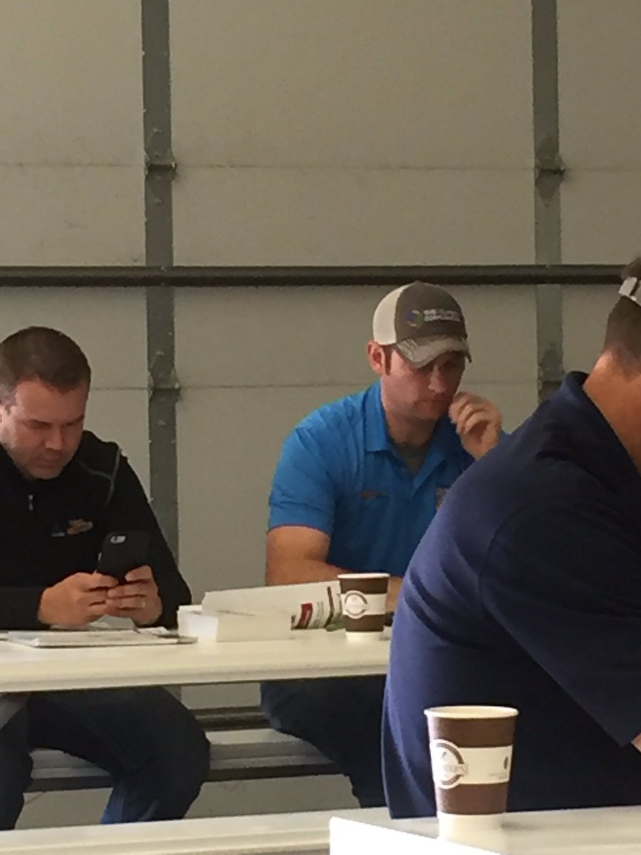 sprengd's tweet photo. The myth, the man, the legend.. @haubrichgreg #myfieldview https://t.co/9YGbC9ogbR