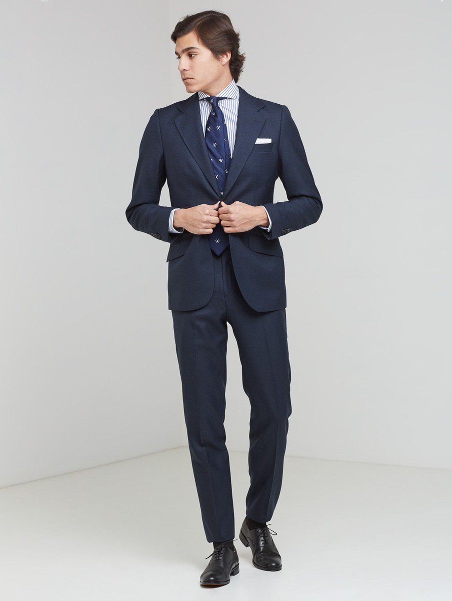 alexxanderlin's tweet photo. ¡Boda 10 de junio! Si quiero ir elegante, debo de ir esta tarde a @SilbonModa #Valencia. Nos vemos allí #amigos! https://t.co/Cvk0zp5MSp