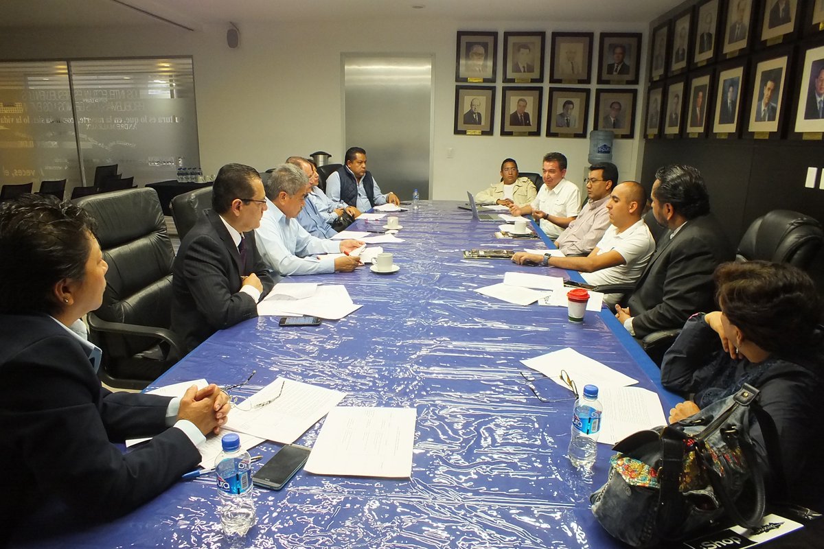 Canagraf trabaja en la instrumentación del estándar de competencia laboral de preprensa para impresión digital con el comité de especialista