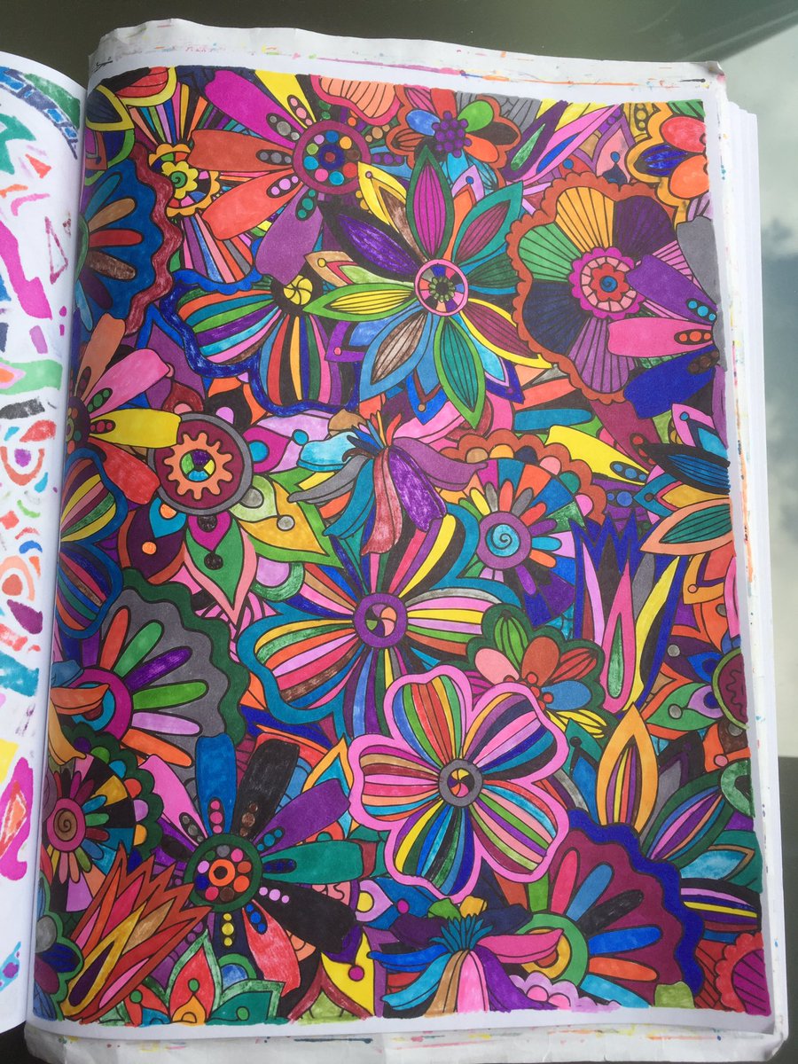 Amanda's colourings (@pepsi230770) on Twitter photo 