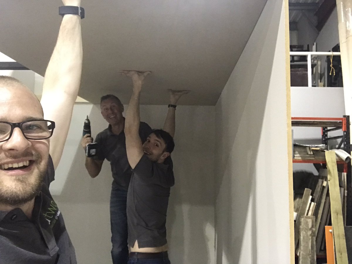 HDTWOphoto's tweet photo. #teamworkmakesthedreamwork 
@HDTWOaaron @HDTWOaaron @HDTWOpaul @HDTWOphoto 
#setbuild https://t.co/EiLhh6bqVY