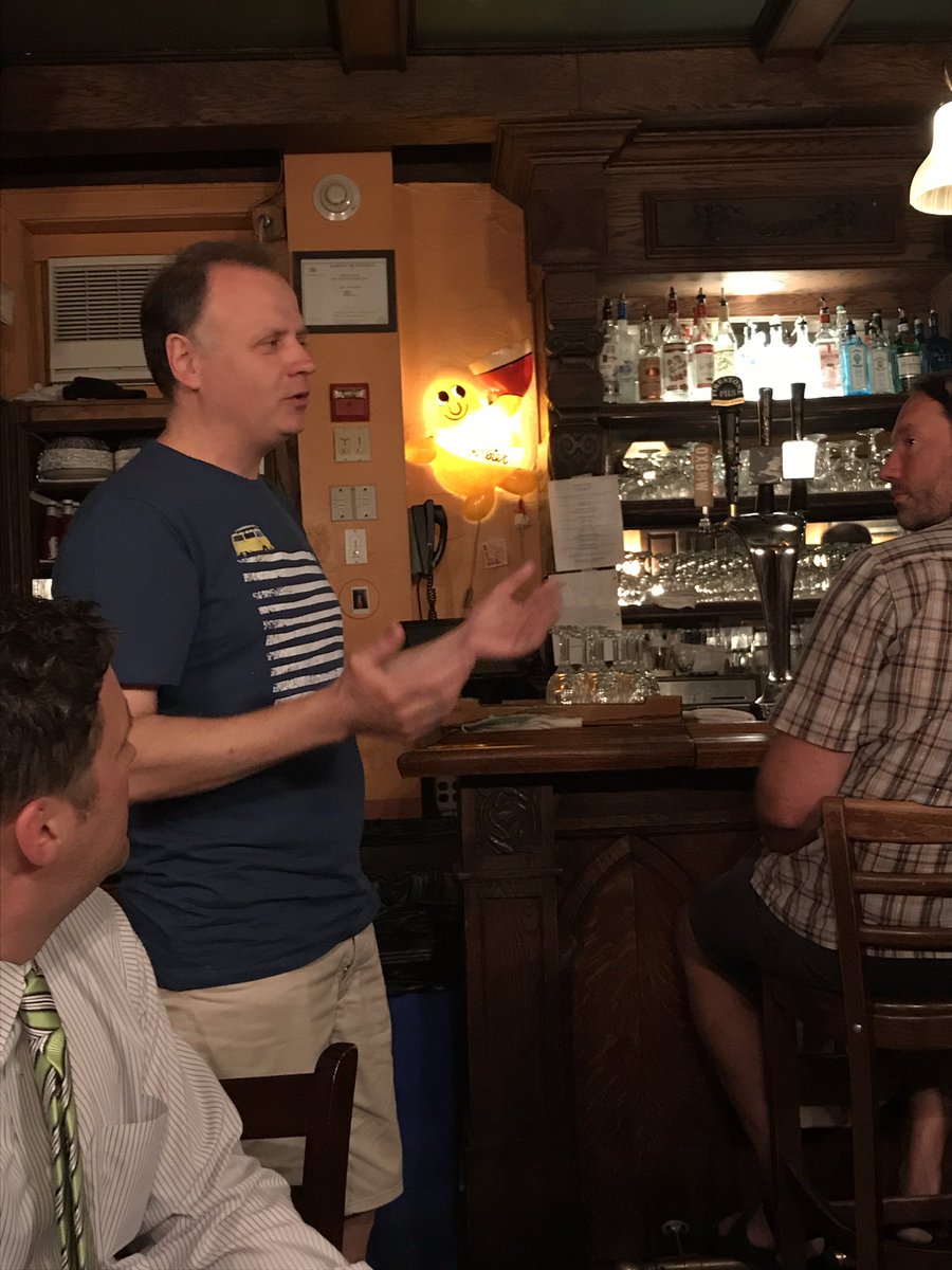 BeerLoverMidAtl's tweet photo. Couldn't think of a better way to begin #PBW2017 than with lunch at @MonksCafePhilly w/ Nino Bacelle of @bierenderanke https://t.co/84lwZ5WOKZ