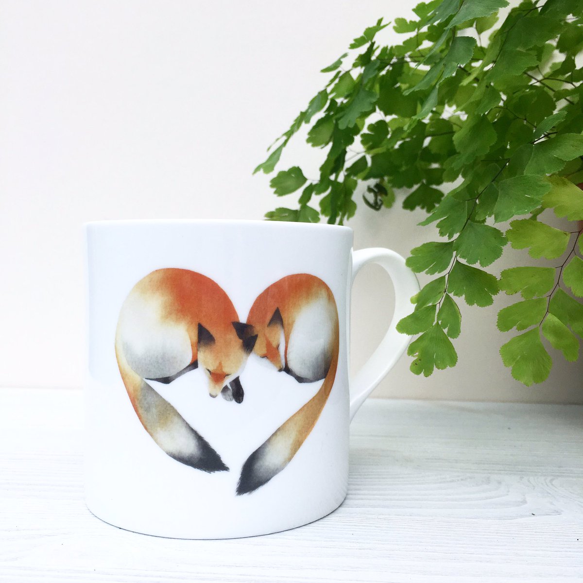 Studio_Taro's tweet photo. These foxy little mugs have arrived and they are listed in my shop! #BoneChina #FoxMug #StudioTaro #Foxillustration #FoxArt https://t.co/p4bPLsehgm
