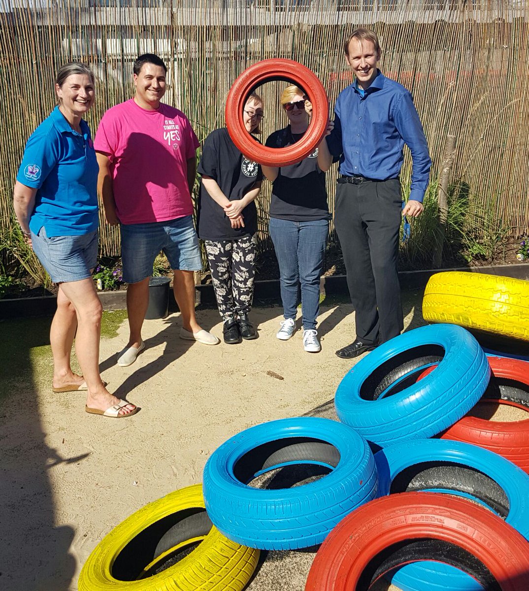 Tim4Crawley's tweet image. Great to see the work the @SpringboardP are doing, and the effort the volunteers​ from @marksandspencer and @ncs are giving