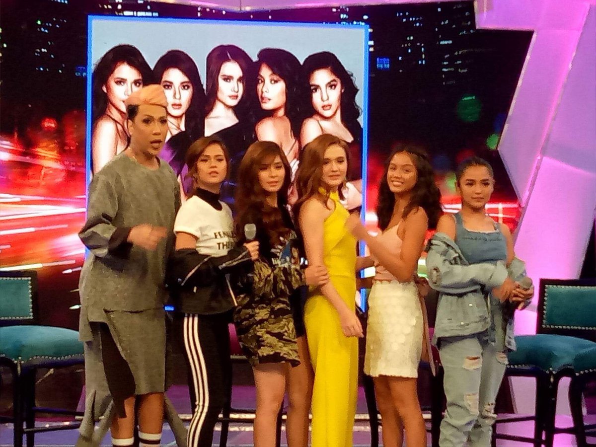 vroom_____'s tweet photo. Ate @vicegandako with #ASAPBFF5 @iamAndalioLoisa @MissMarisRacal @ylona_garcia @Kbalinger @iamandrea_b on #GGVBFFs @ABSCBNGGV @ASAPOFFICIAL https://t.co/iy49xWfu6T