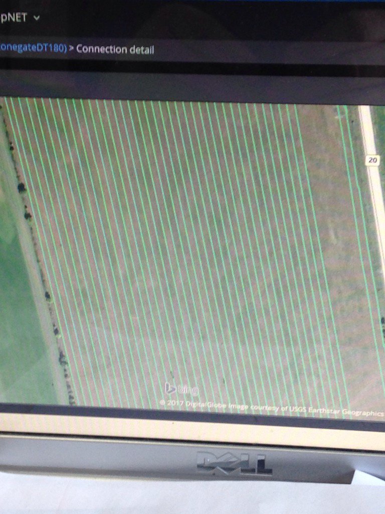 BillRooyakkers's tweet photo. Another field planted using TopNet Live. Perfect straight lines. #topnetlive #topcon #connectequip https://t.co/x1Cg6El1xH