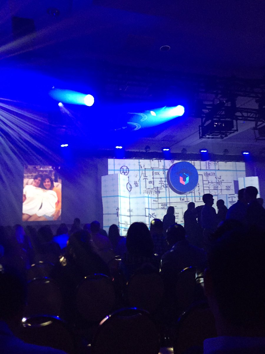 tlberman's tweet photo. School's in session! #IBMDigitalSalesU #IBMmarketplace #IBMDSNA https://t.co/FmuDG25rXo