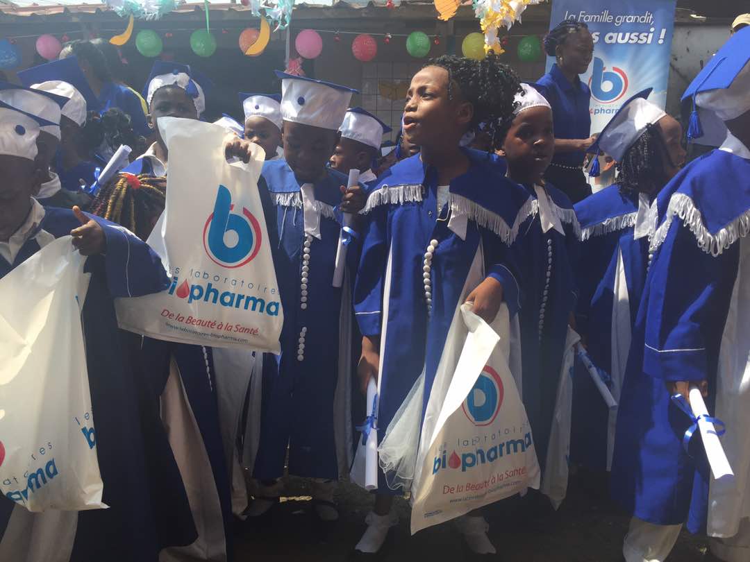 hesjaay's tweet photo. .@lab_biopharma lance son programme Excellence Scolaire'2017 du 27 Mai au 27 Juin dans 5 régions du Cameroun. https://t.co/5pHNHostcx https://t.co/4jBRT5jxIW