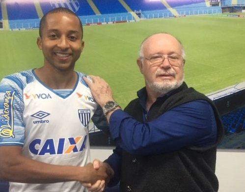 Após anunciar Maicon, Avaí contrata meia Willians como reforço para o Brasileiro
mg.superesportes.com.br/app/noticias/f…