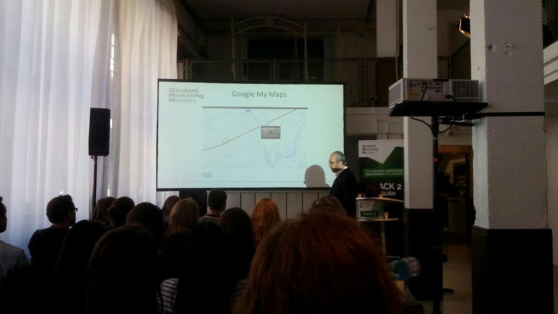 morefireagency's tweet photo. In vollem Gange: Carsten ist auf der #CMMasters2017 in Berlin unterwegs. Bisher top Themen! @CoMaMasters https://t.co/Y7TG02Z633