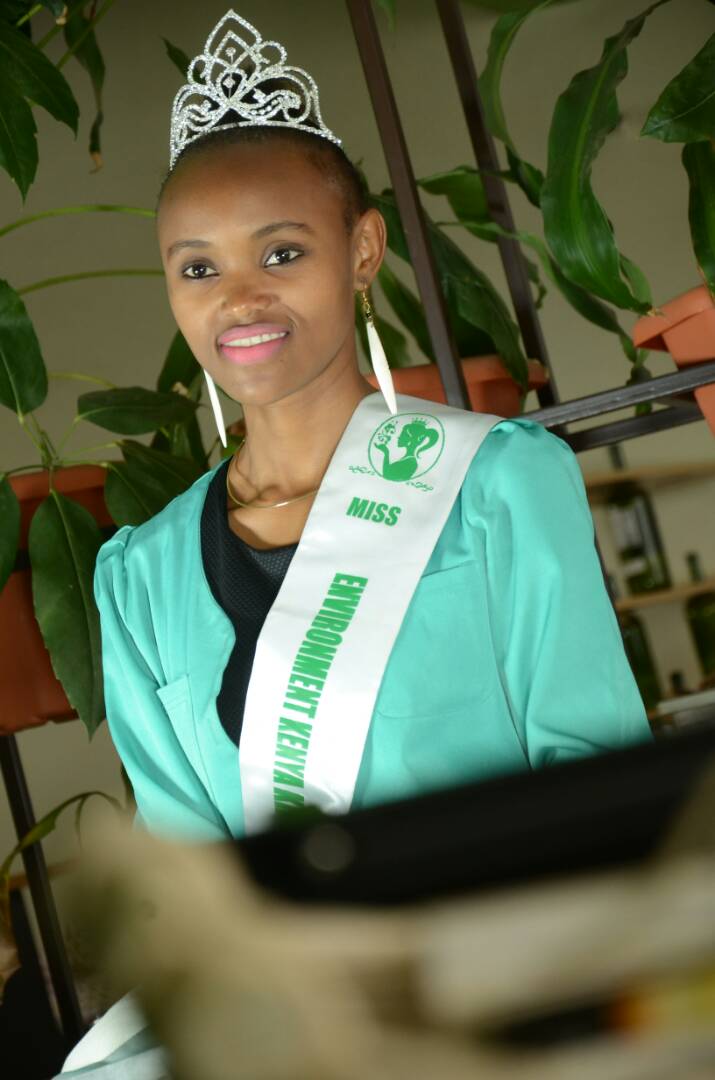 AntonyNgureG's tweet photo. They have done the extraordinary things #MissEnvironment2017 https://t.co/jQSJR4jrp1