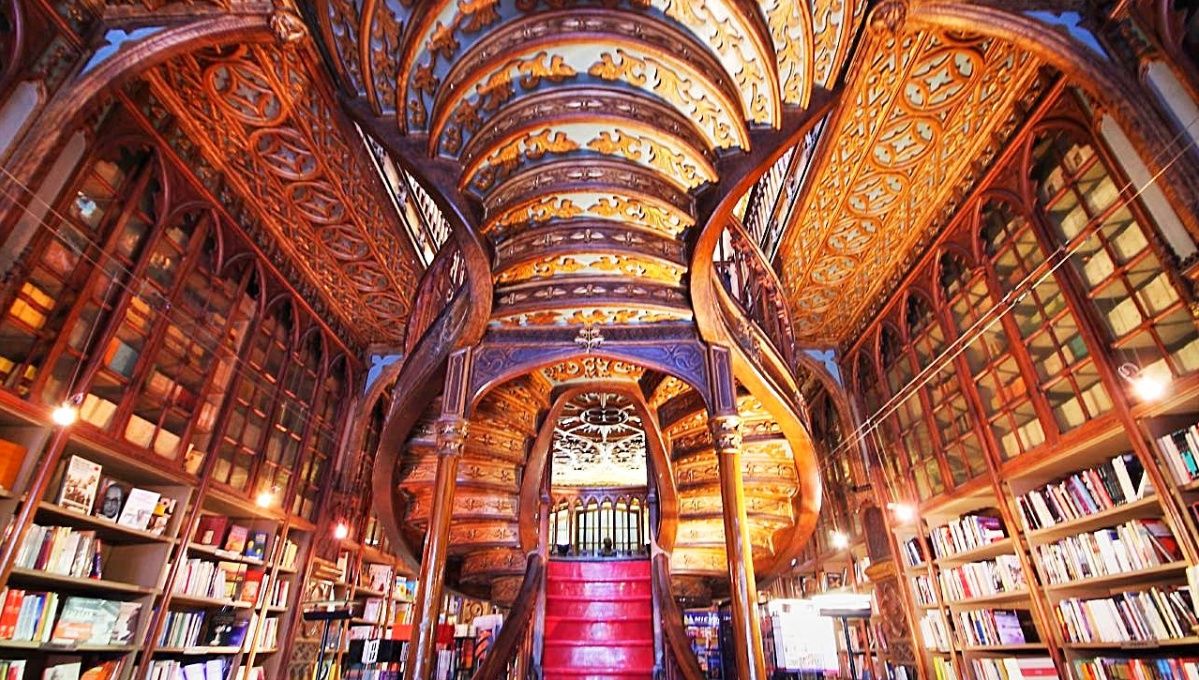 Etkileyici mimarisiyle büyüleyici bir kitapçı: Livraria Lello gaiadergi.com/etkileyici-mim…