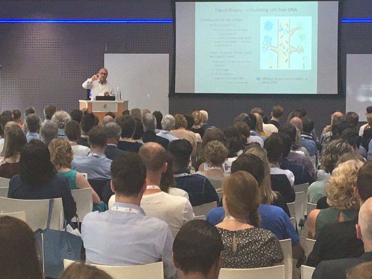 ESPT_eu's tweet photo. First Dutch cell free DNA day in Utrecht. Prof Patrick Pauwels explaining on liquid biopsies... #NVKC #cfDNA #Eu_PIC https://t.co/BKRszxNqhG