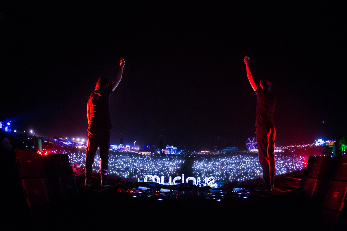 SunburnFestival's tweet photo. Lights Up - Lights Down // @dimitrivegas &amp; @likemike at #Sunburn10 https://t.co/hZfaVdydiF