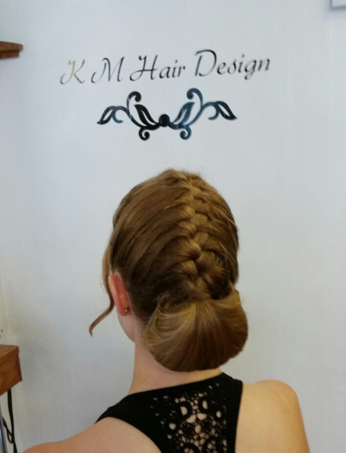 KM Hair Design tweet media