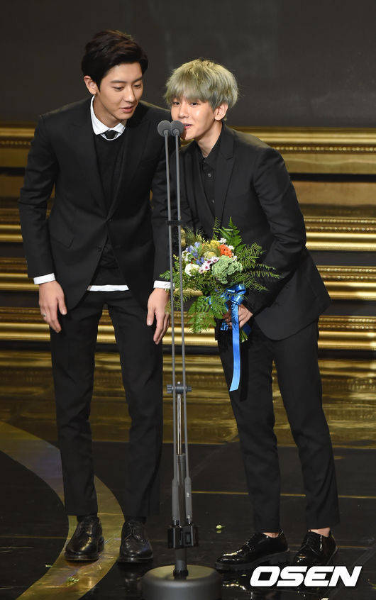 chanbaek_sister's tweet photo. @Koreaboo We got married https://t.co/i2KMGTCSeJ