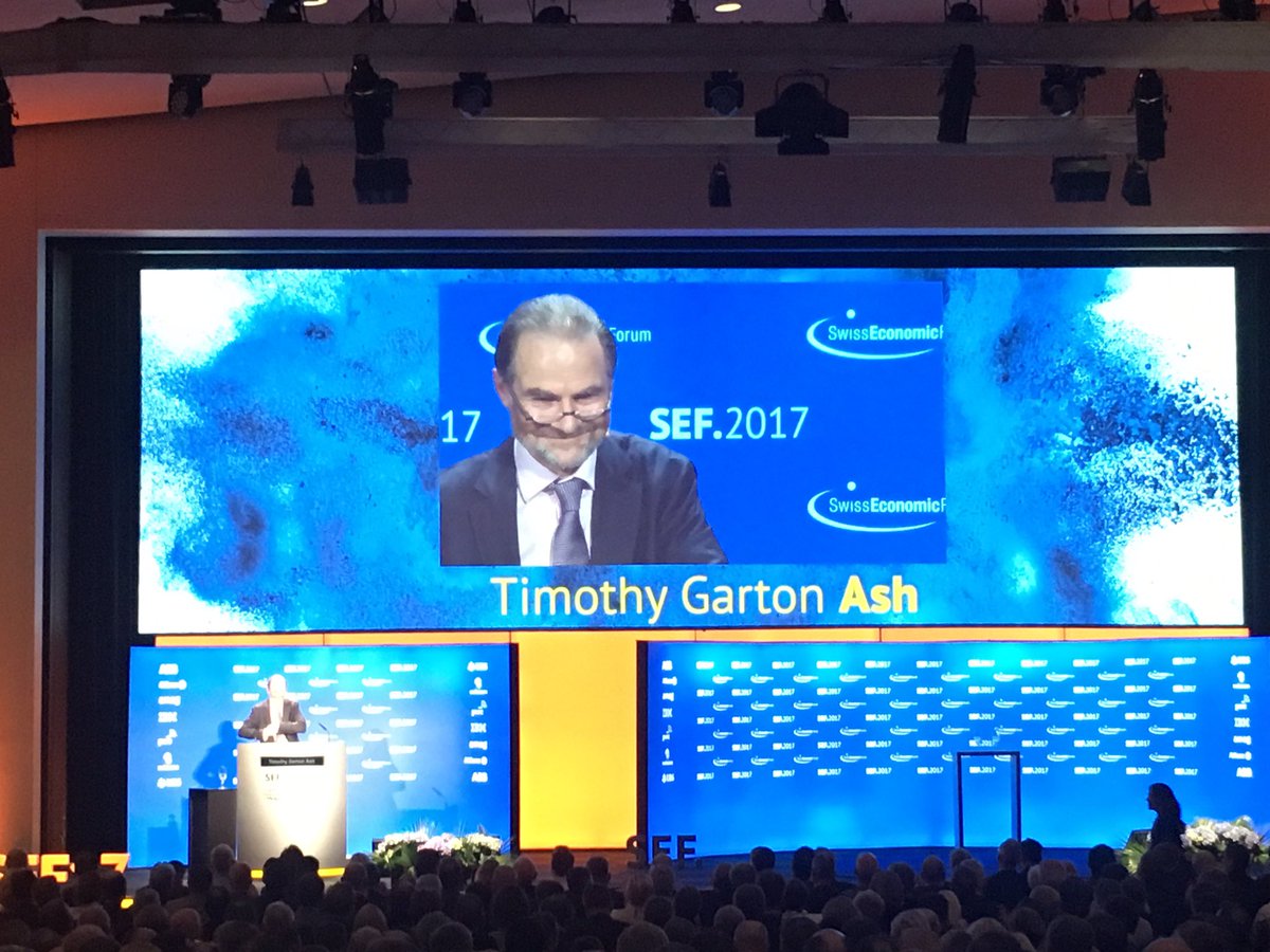 "Please join me in defending international liberal order" <a href="/fromTGA/">Timothy Garton Ash</a> #SEF17 #LiveTheWild <a href="/SwissEconomic/">Swiss Economic Forum</a>