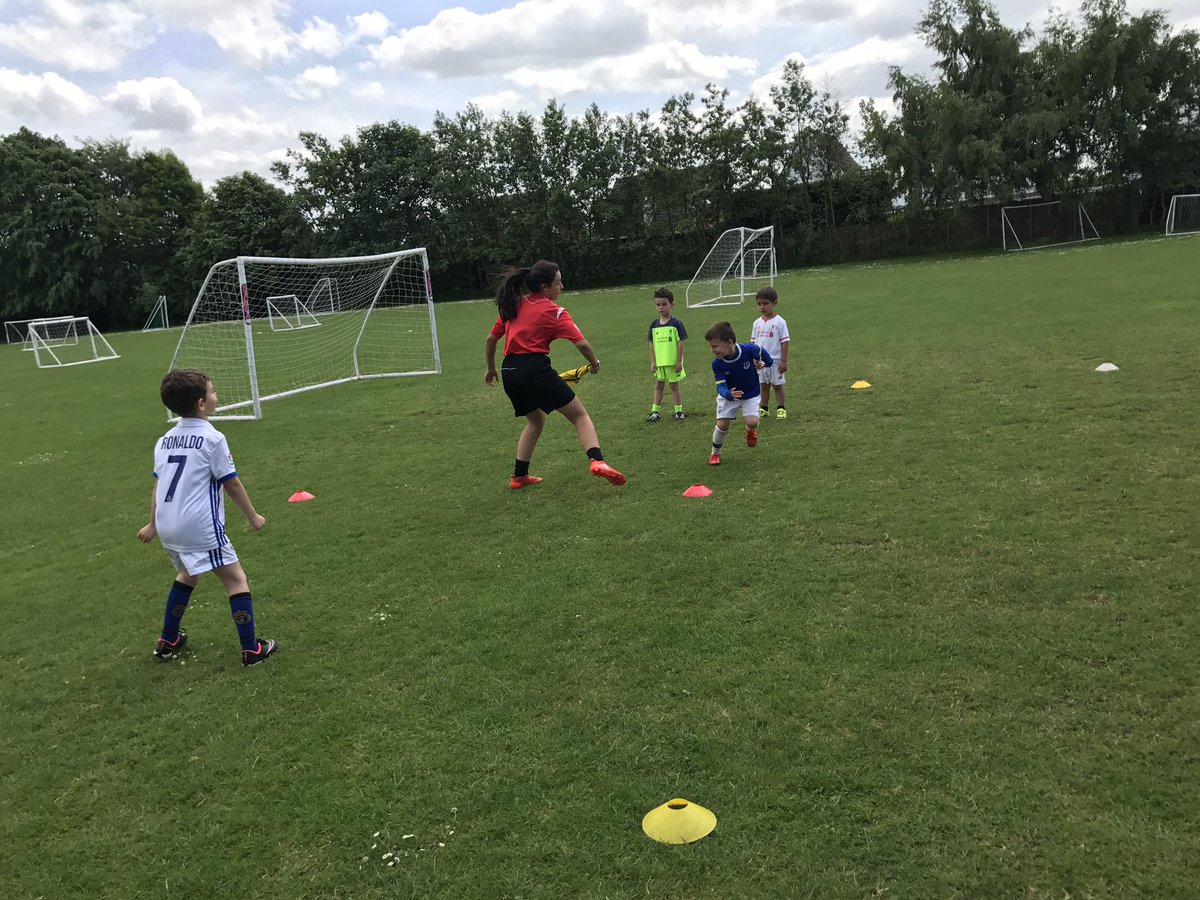 megga_balls's tweet photo. Working on attacking defenders & 1v1 technique @JCSS_Northwest #attackwithpace ⚽️👏🏼 https://t.co/vaRTbYhhZH