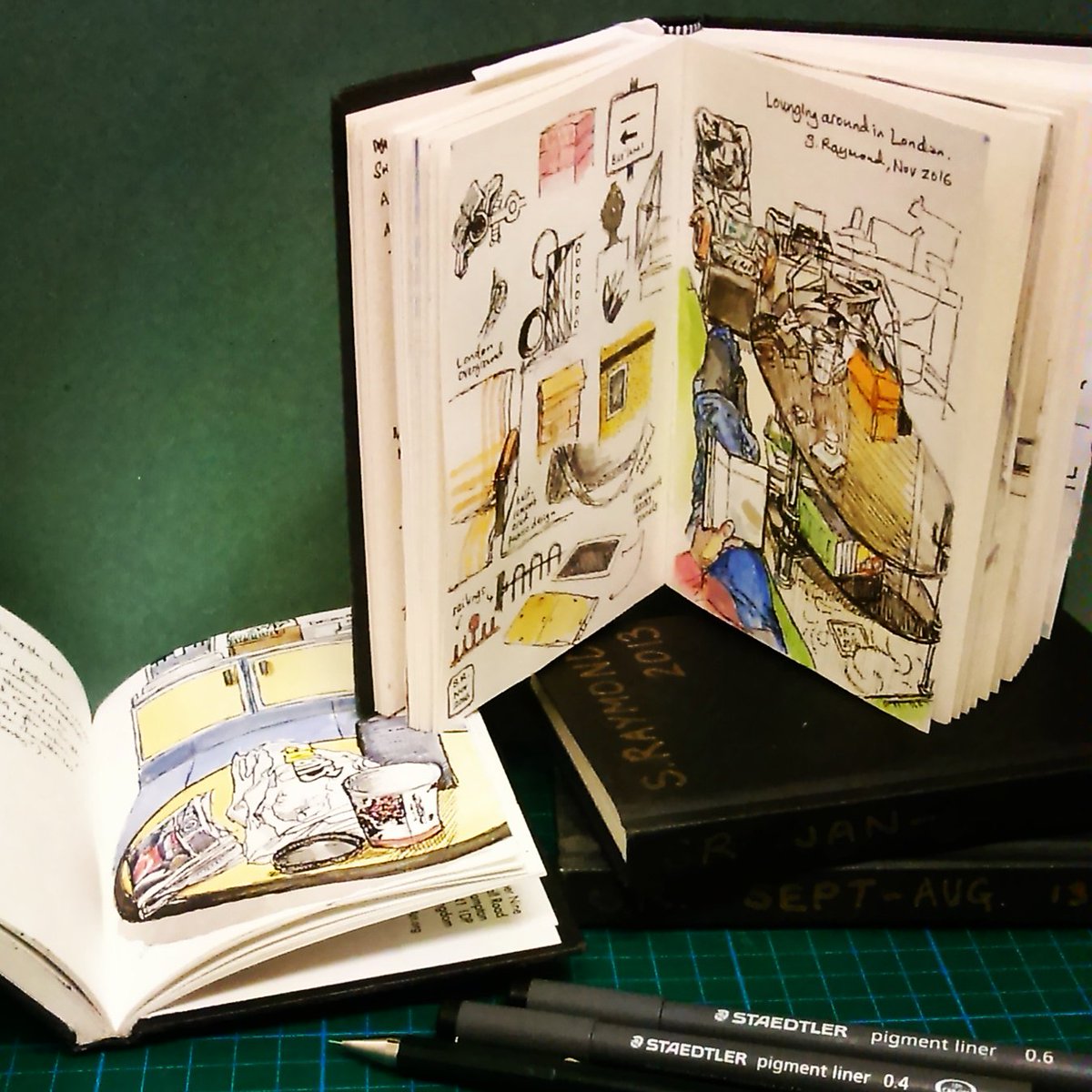 SRfirehorseart's tweet photo. Sketchbooks Calling.
#drawing #sketching
Missed #MKCalling2017? My art is also on Instagram https://t.co/UVGcK5GsOg https://t.co/tF5HBn5rKo