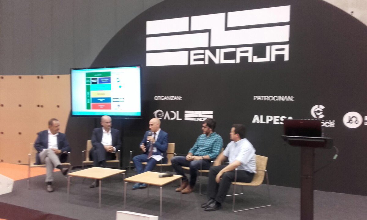 icil_logistics's tweet photo. Hacia dónde va la #supplychain ?
Hoy en @feria_encaja con @Slimstock_ES @RedTortuga_ #grupoUNOctc #nethits @cclopezbcn https://t.co/GnIIEfv5eP